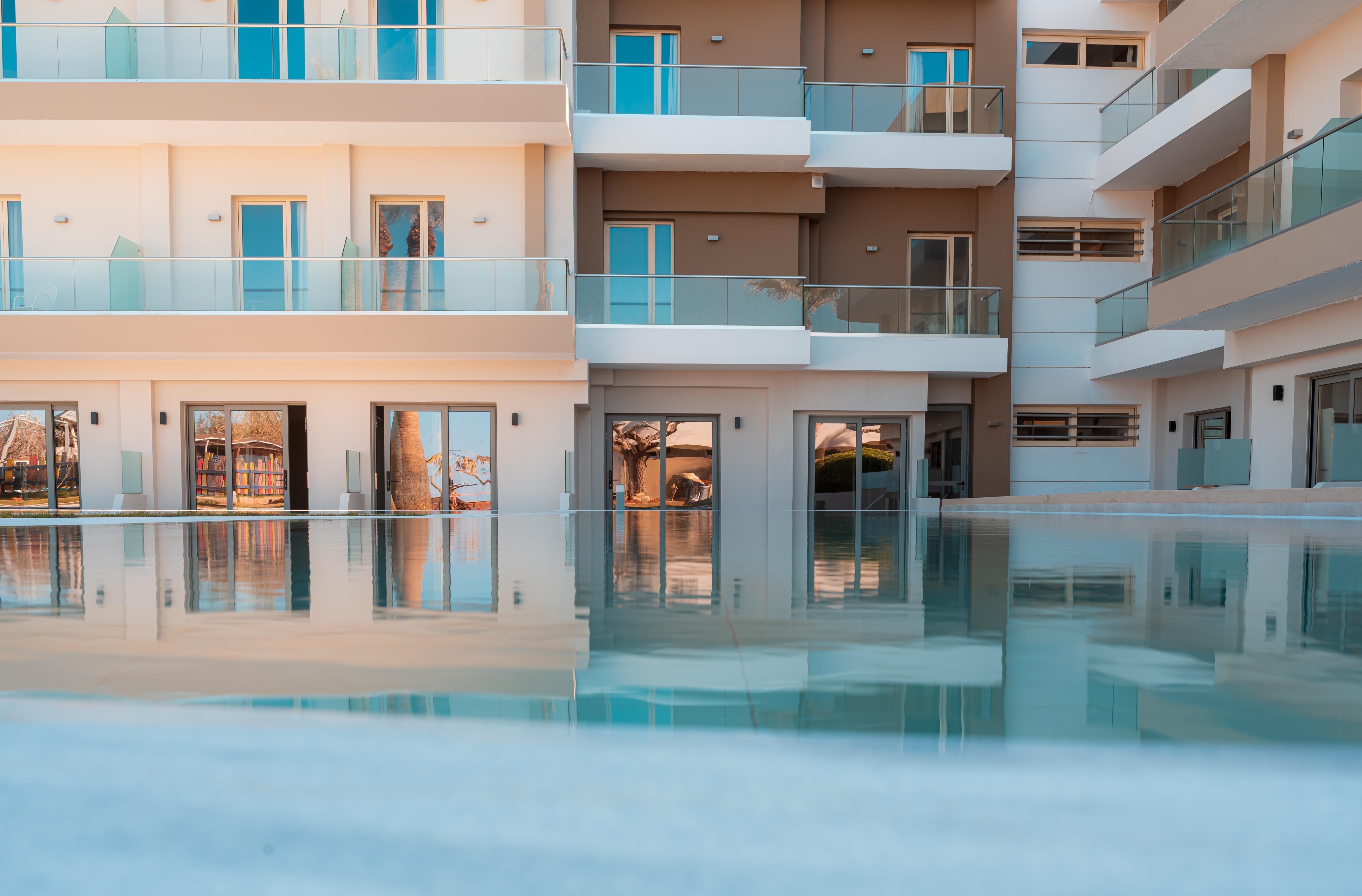 Malia Bay Beach Hotel & Bungalows Buitenkant foto