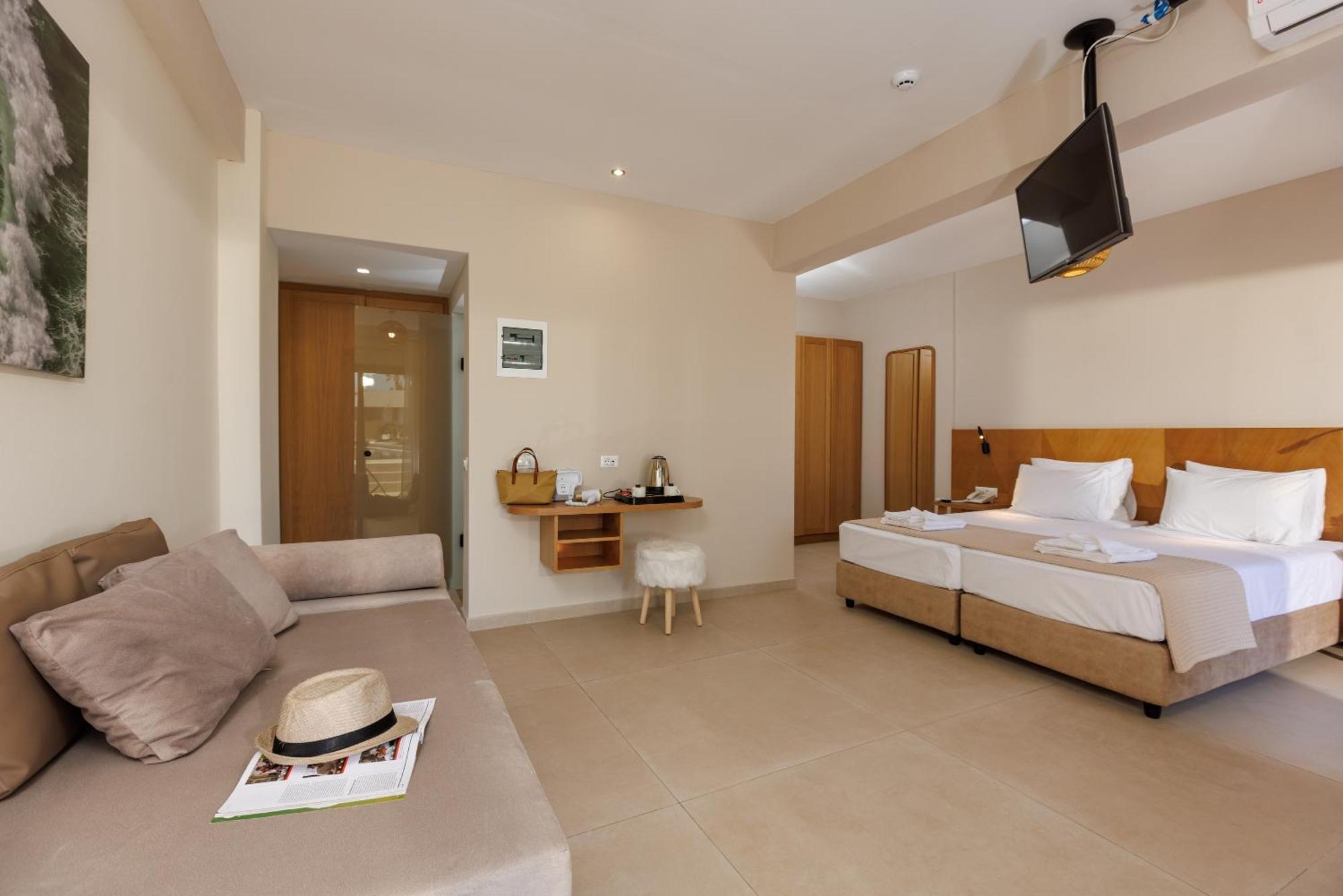 Malia Bay Beach Hotel & Bungalows Buitenkant foto