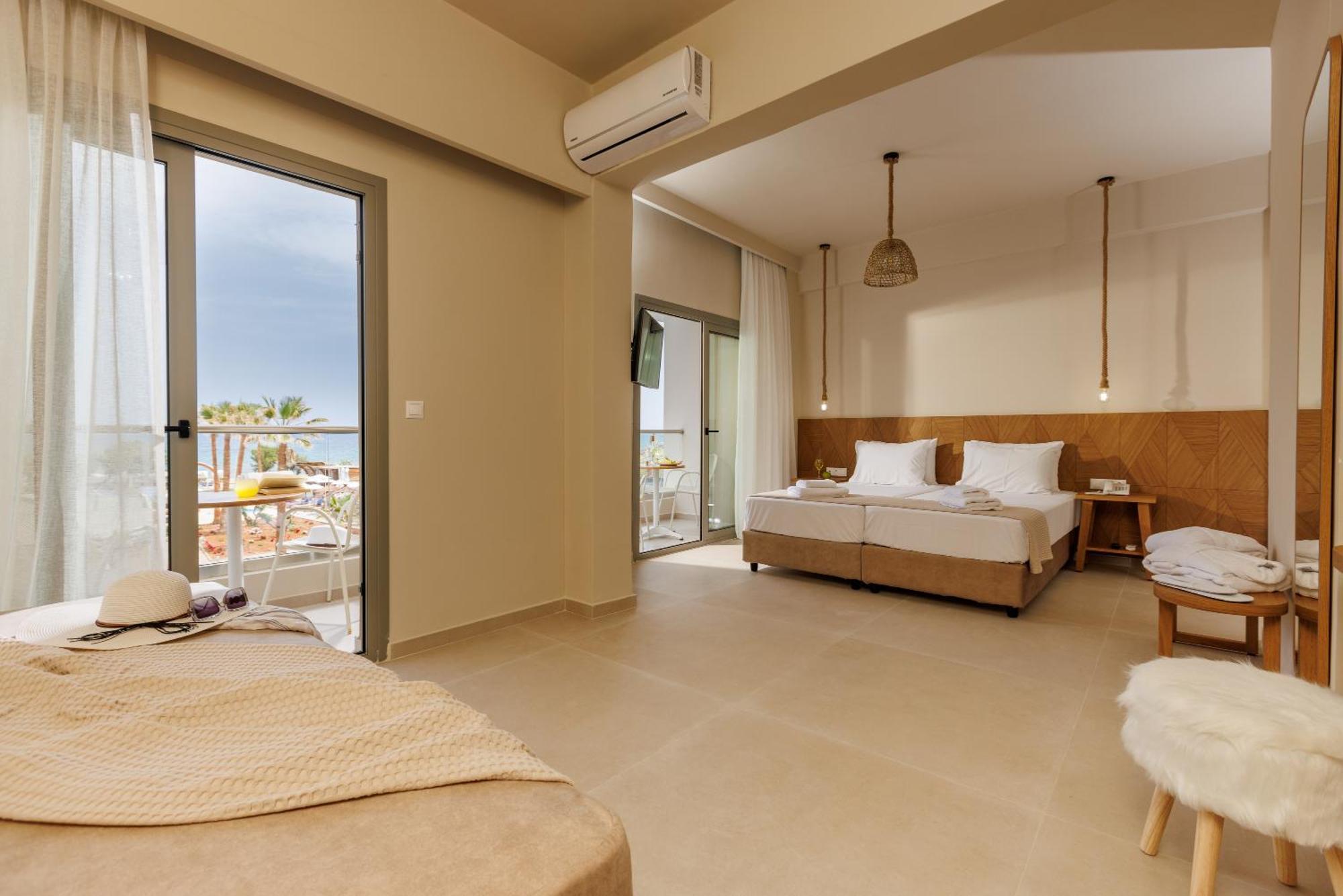 Malia Bay Beach Hotel & Bungalows Buitenkant foto