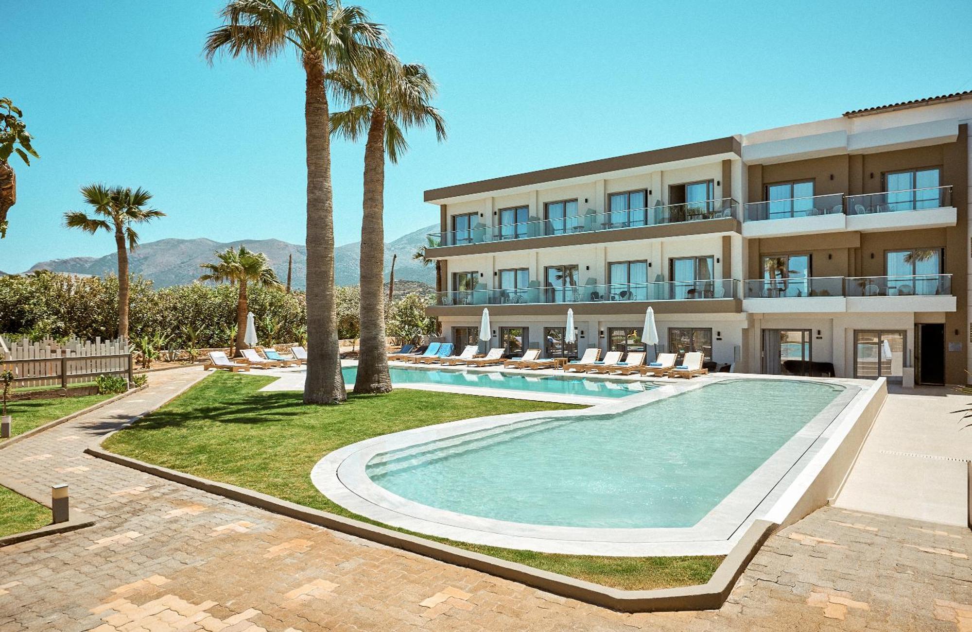 Malia Bay Beach Hotel & Bungalows Buitenkant foto