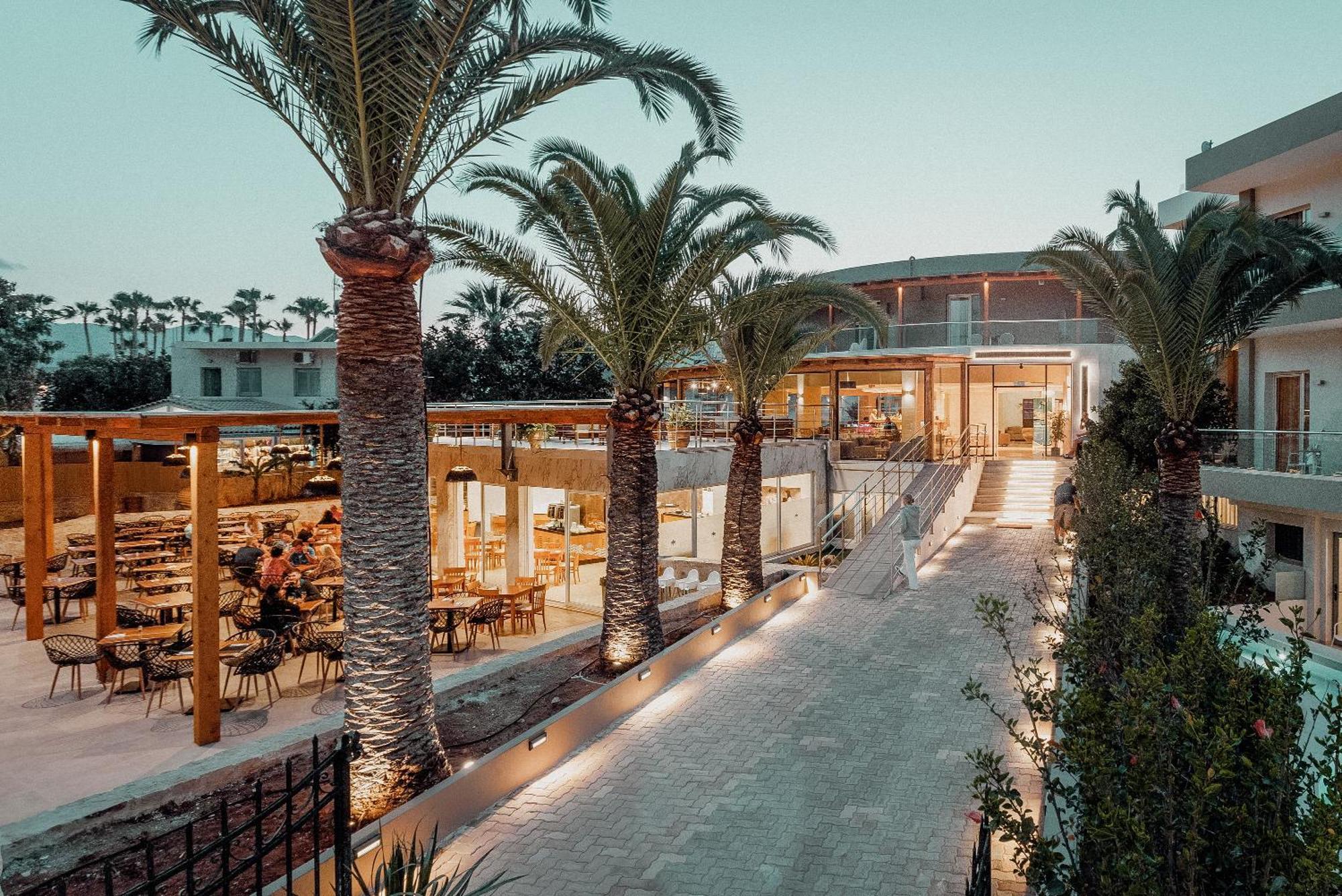 Malia Bay Beach Hotel & Bungalows Buitenkant foto