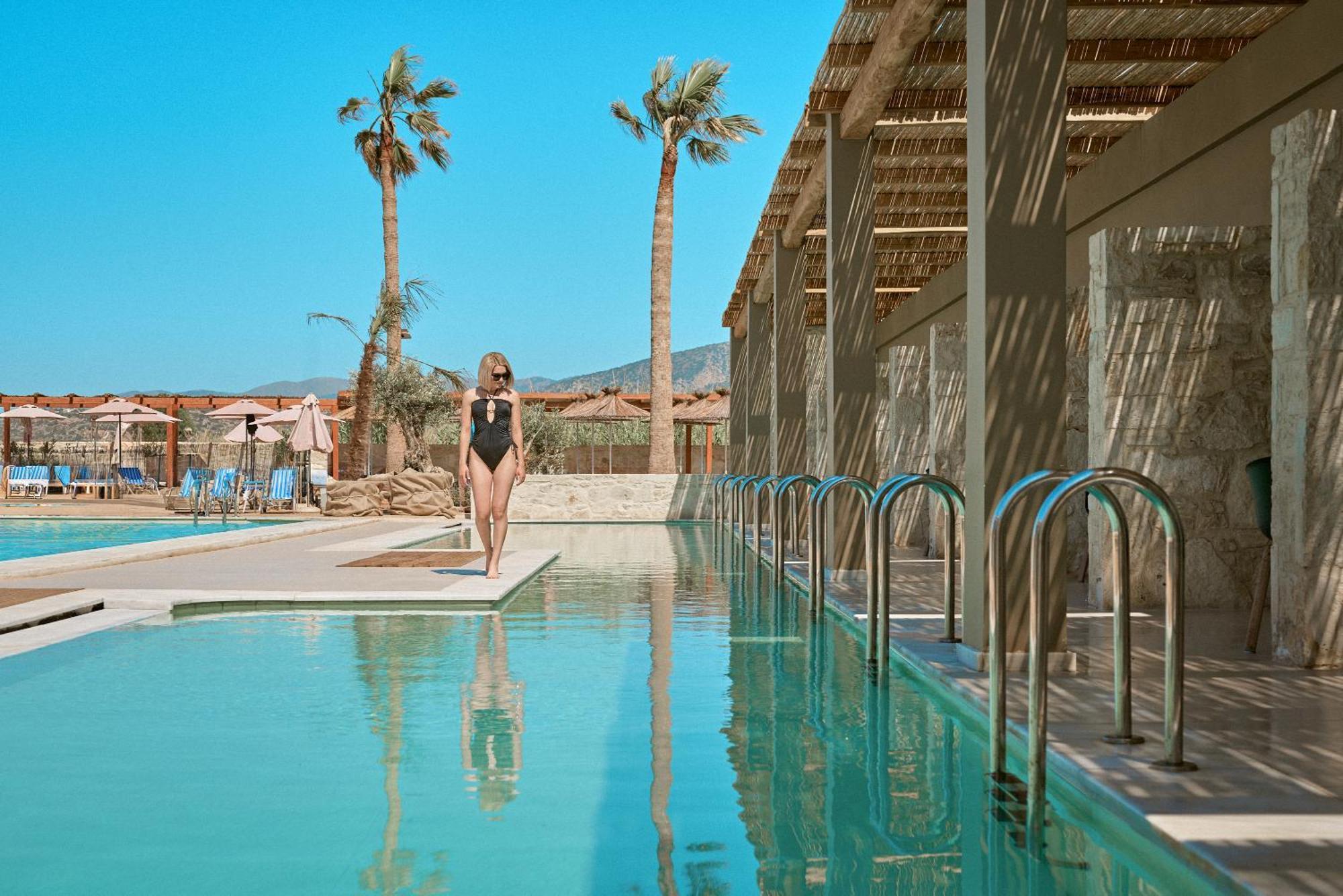 Malia Bay Beach Hotel & Bungalows Buitenkant foto