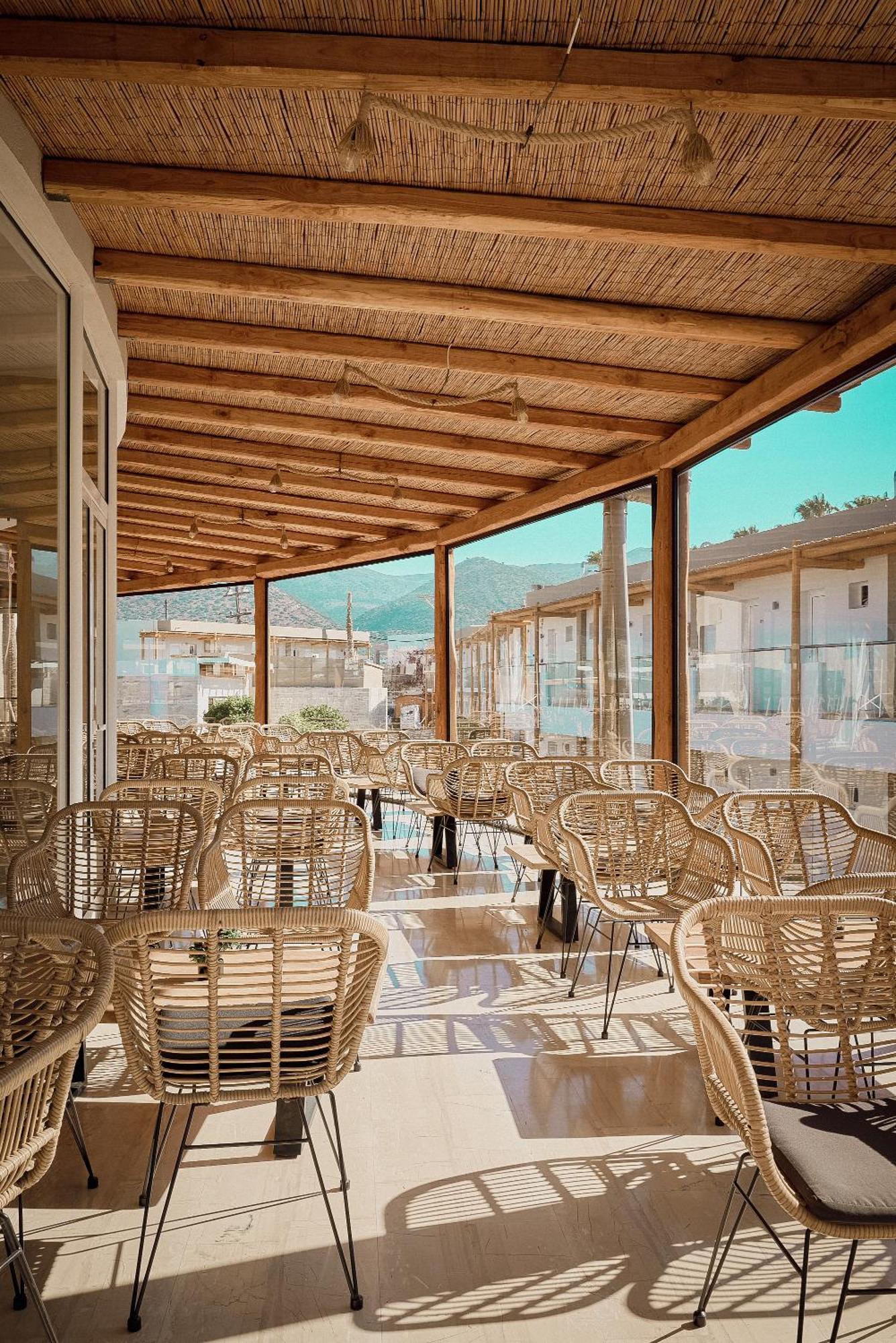 Malia Bay Beach Hotel & Bungalows Buitenkant foto